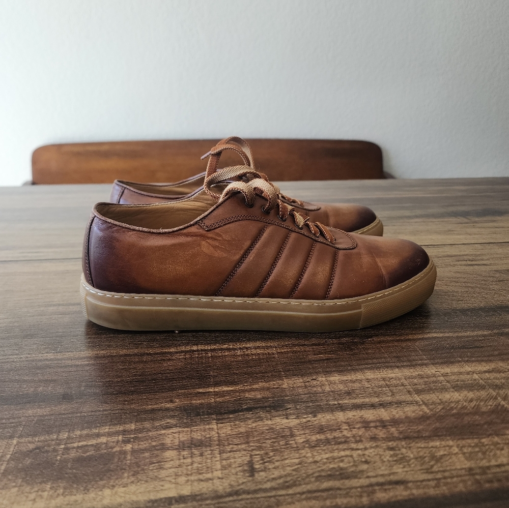 Di Bianco NWB Sneakers / Casual Shoes Size 7 US In Patinaed Brown